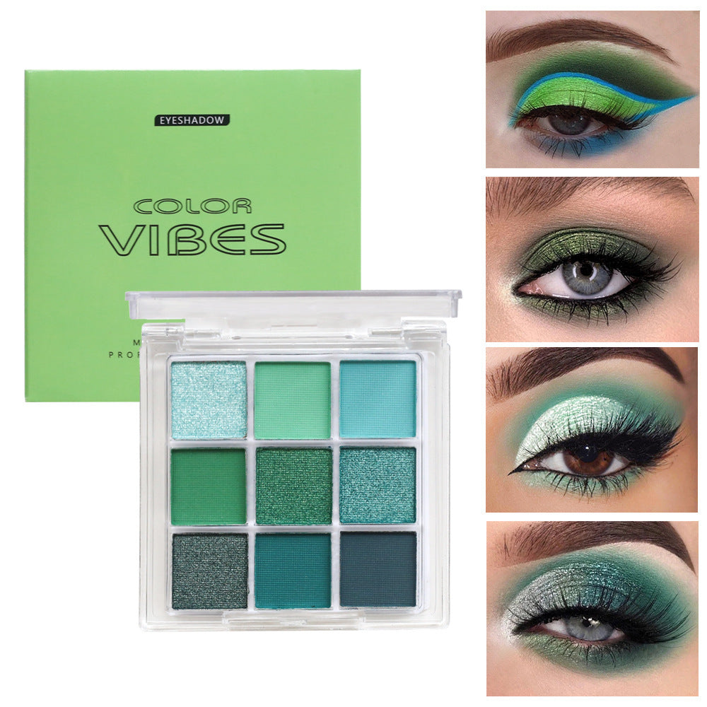 Schwarze Lidschattenpalette mit neun Farben