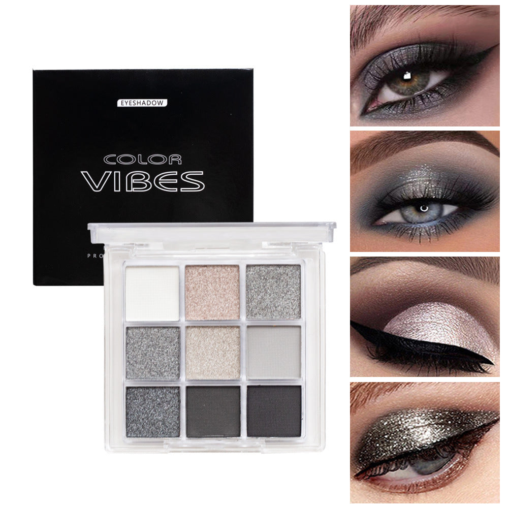 Schwarze Lidschattenpalette mit neun Farben