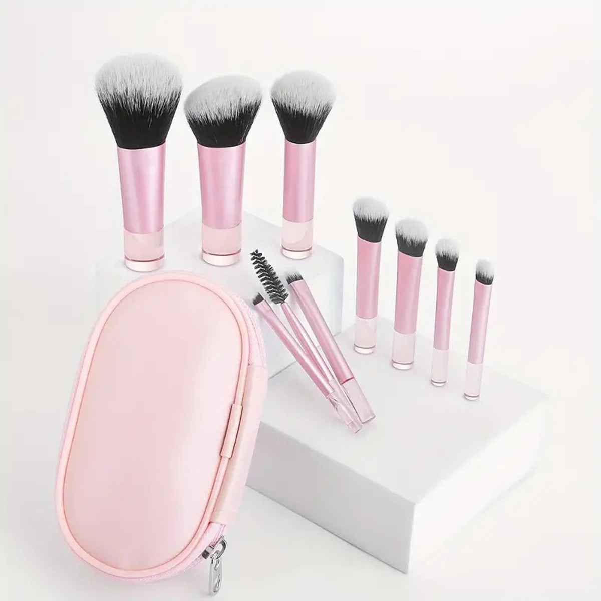 Chubby Makeup Brush for Foundation and Powder